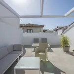 2br Townhouse In Centre * 埃斯特波纳