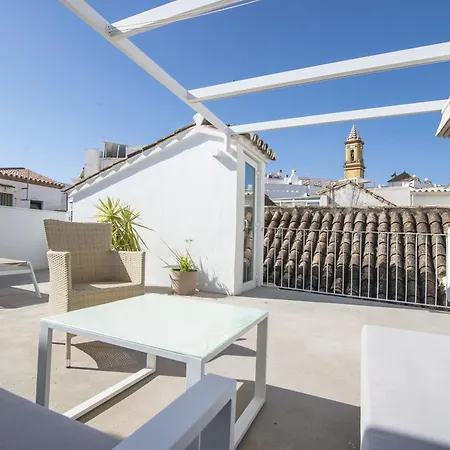 Σπίτι διακοπών 2br Townhouse In Centre Εστεπόνα