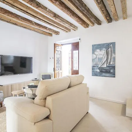 Holiday home 2br Townhouse In Centre *